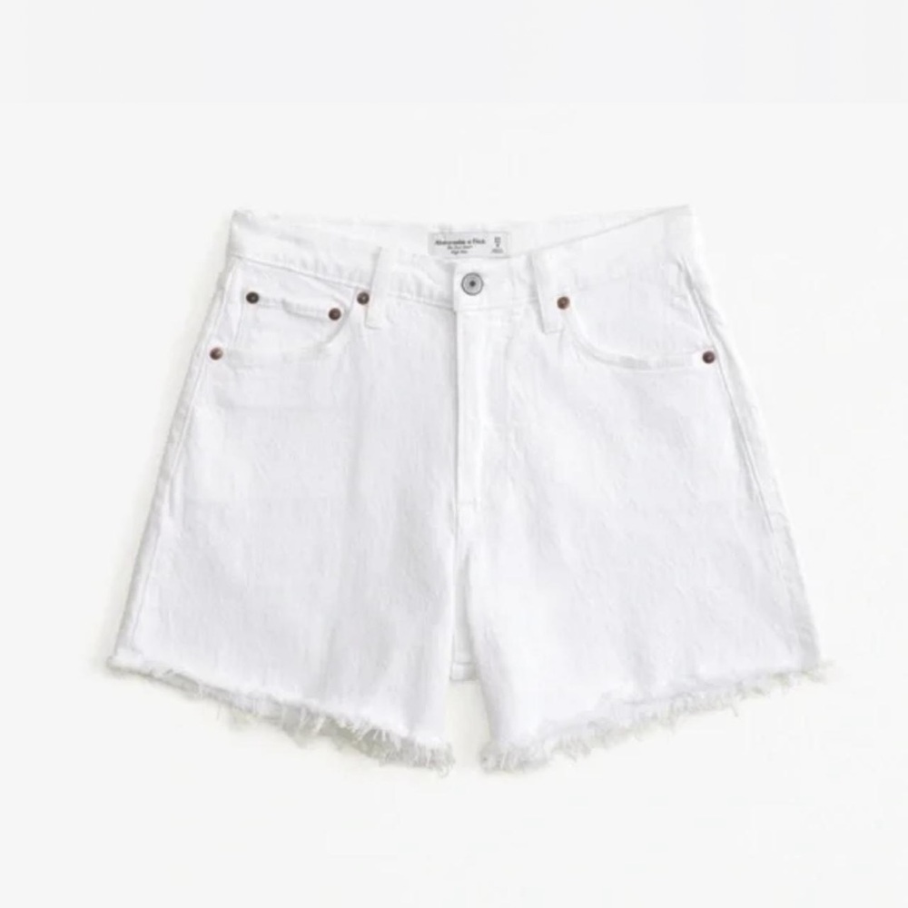 Abercrombie and fitch mom short
